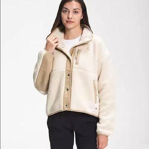 North Face Women’s Cragmont Fleece Jacket (S)